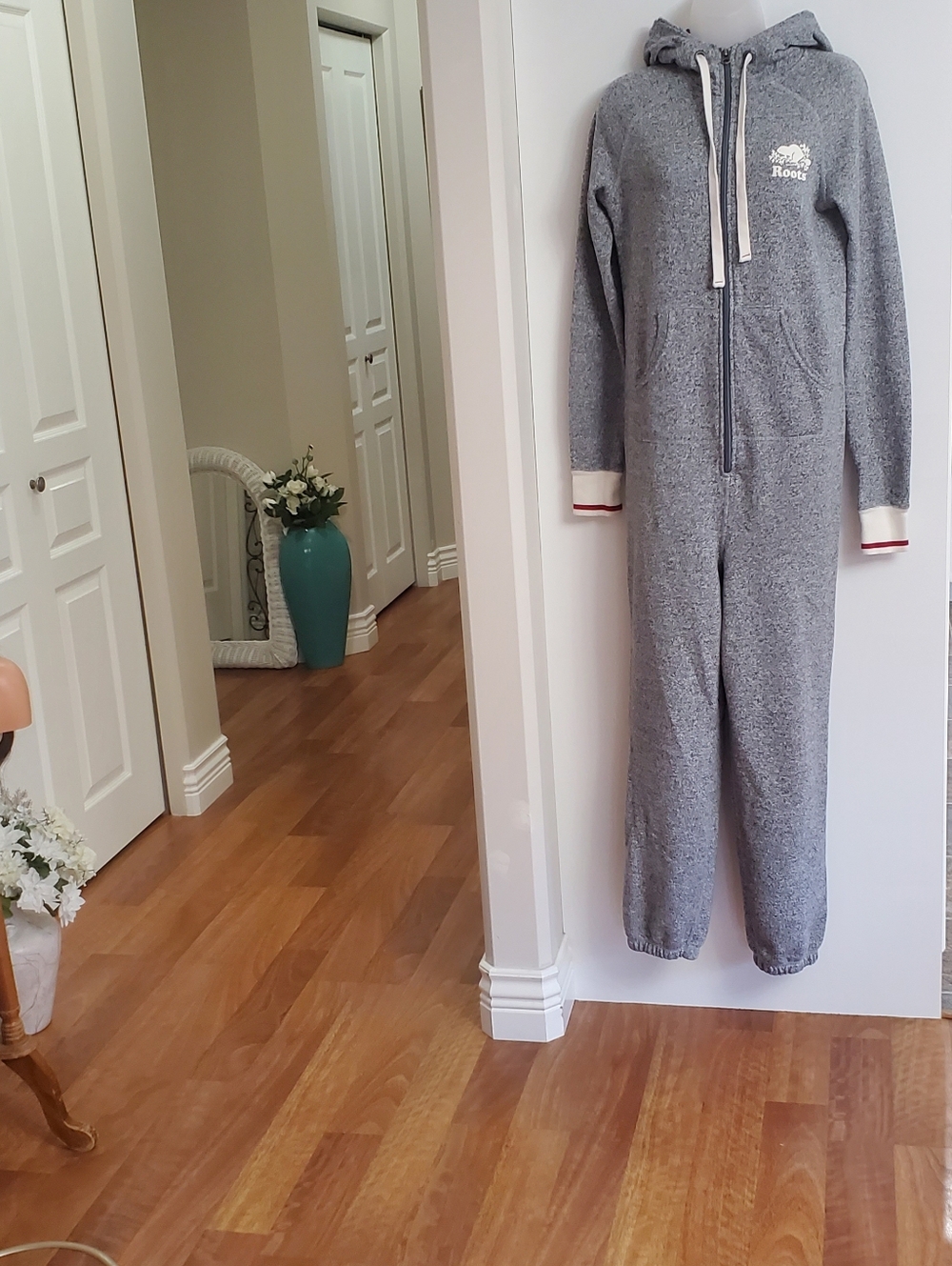 Roots Women's Onesie S-M 33-35 Bust-hip